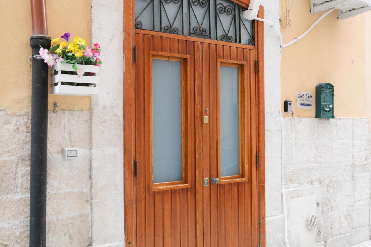 Apartaments Del Sole Бари Экстерьер фото